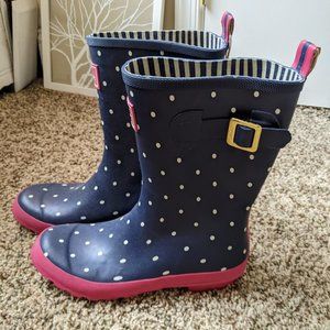 Joules Molly printed Wellingtons, size 9 rain boots.  Soooooo cute!